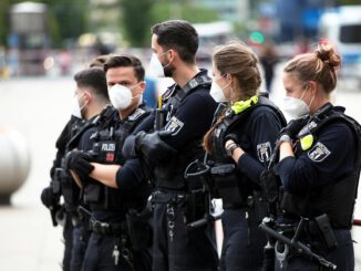 Polizei mit Mundschutz, über dts Nachrichtenagentur