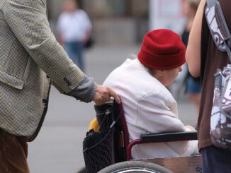 Seniorin im Rollstuhl, über dts Nachrichtenagentur